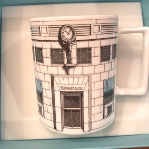 Set of Tiffany & Co. New York Flagship mugs